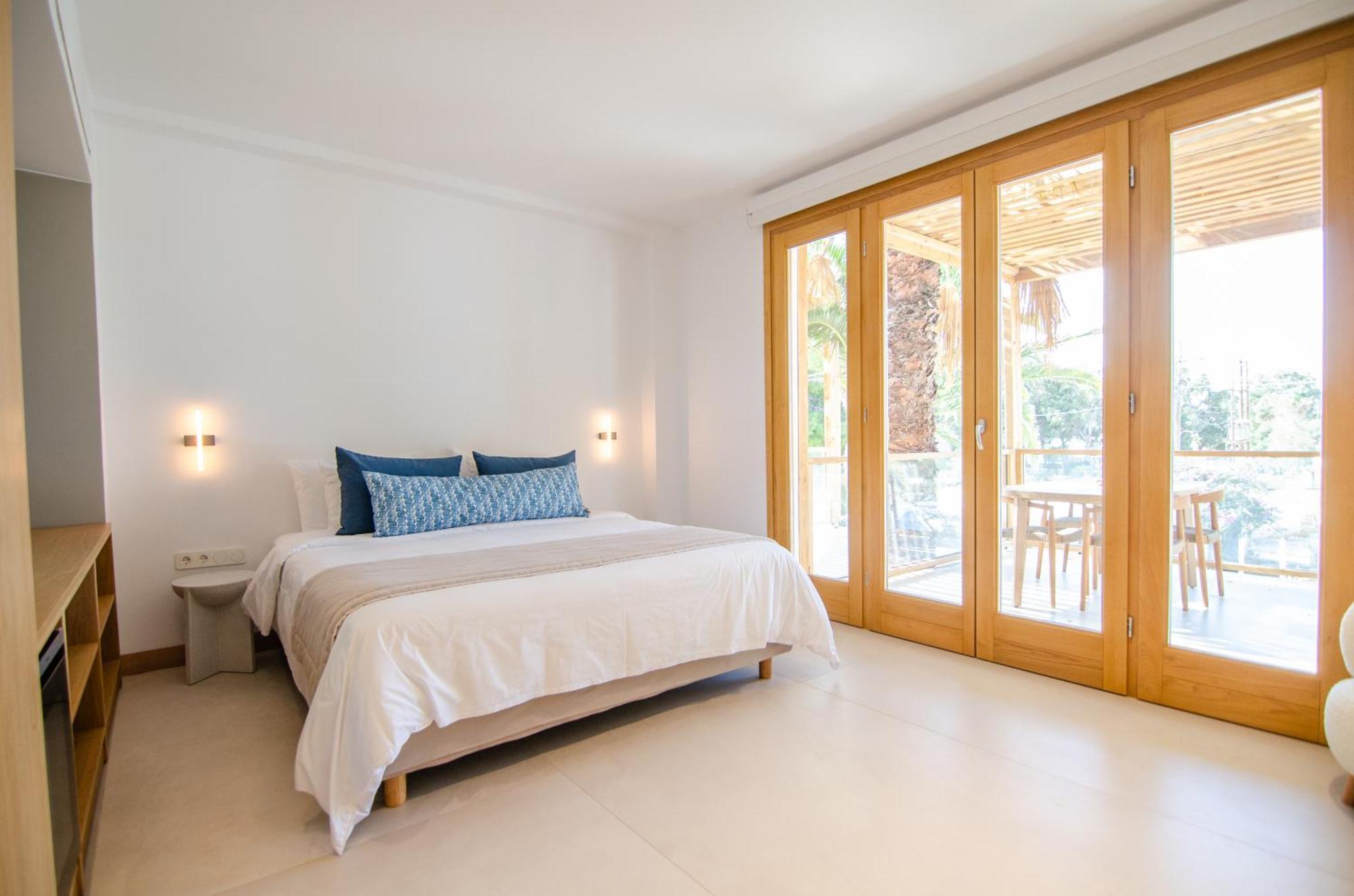 Dionysos Seaside Ios Hotel 4*